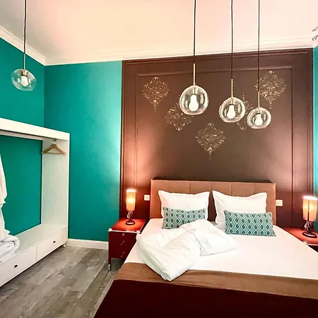 Regina Bed&wine * Warna