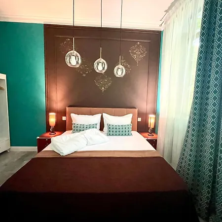 Regina Bed&wine Отель