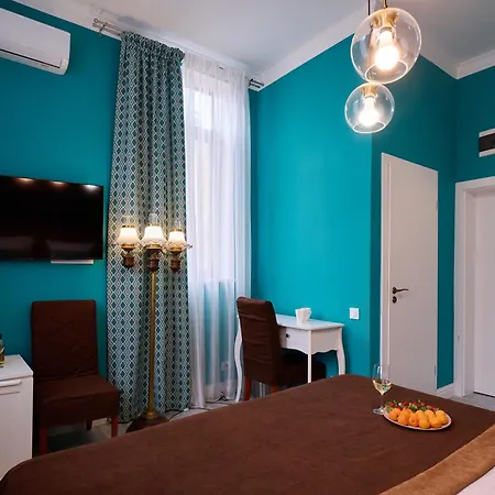 Regina Bed&wine Хотел *