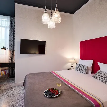 Хотел Regina Bed&wine