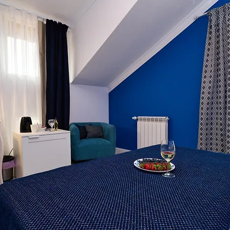 Хотел Regina Bed&wine Варна